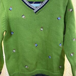 Venetian paw Green V-Neck Sweater with Embroidered teddy bears Details.